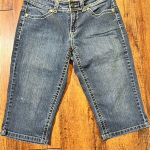 Nine West Women's Cropped Blue Jeans